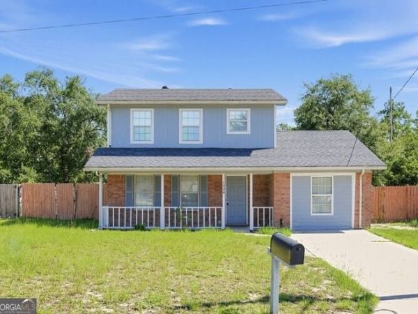 1528 Woodcrest Circle, Hinesville, GA 31313