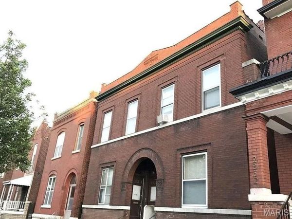 2848 Wyoming Street , St Louis, MO 63118