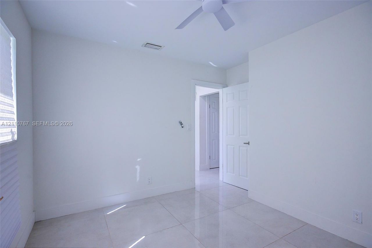 5305 Cleveland Rd , Delray Beach, FL 33484 Photo