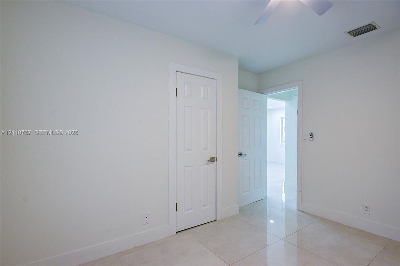 5305 Cleveland Rd , Delray Beach, FL 33484 Photo