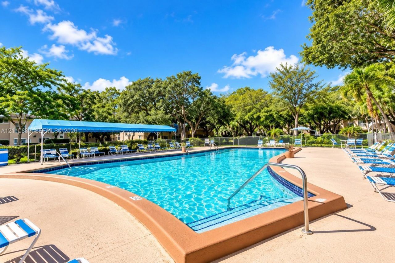 3001 NW 48th Ave , Unit 339, Lauderdale Lakes, FL 33313 Photo