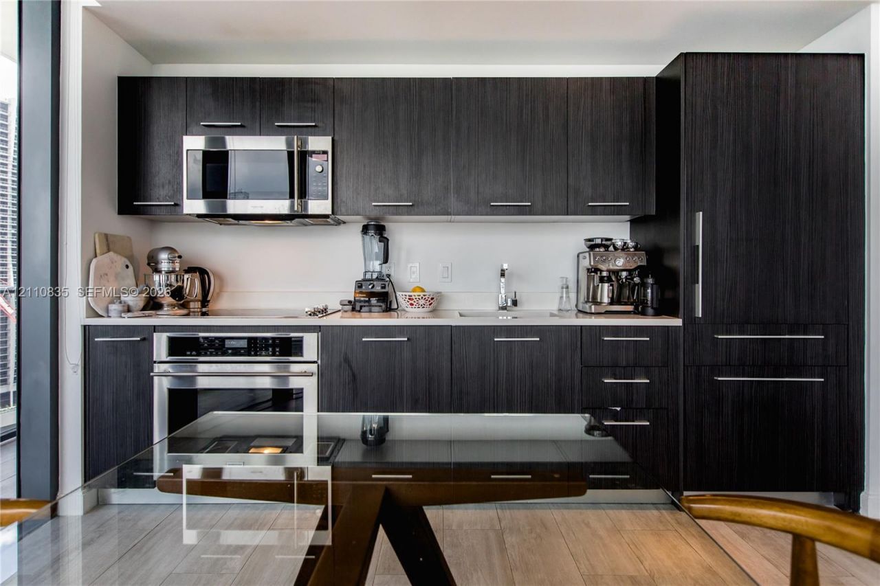 55 SW 9th St , Unit 2501, Miami, FL 33130 Photo
