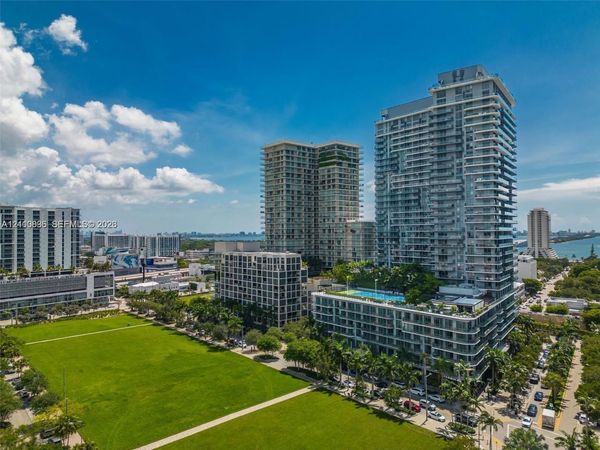 121 NE 34th St, Unit 1501, Miami, FL 33137