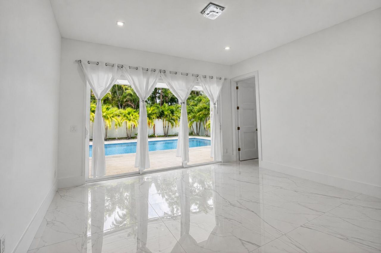 711 NE 6th Street, Boca Raton, FL 33432 Photo