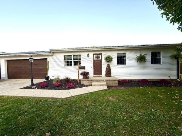 5047 Lee Road, South Bloomfield, OH 43103