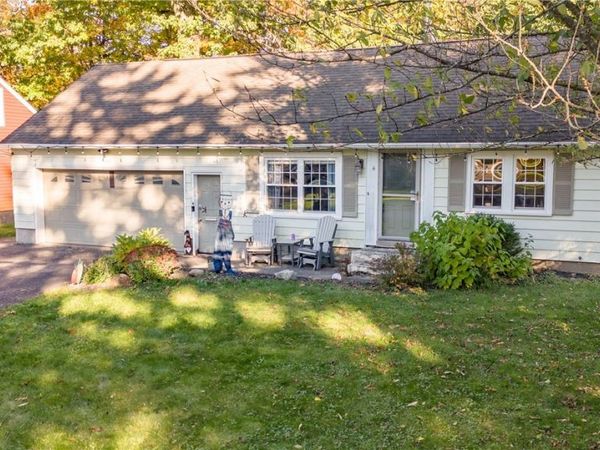 325 Belmore Drive , Syracuse, NY 13212
