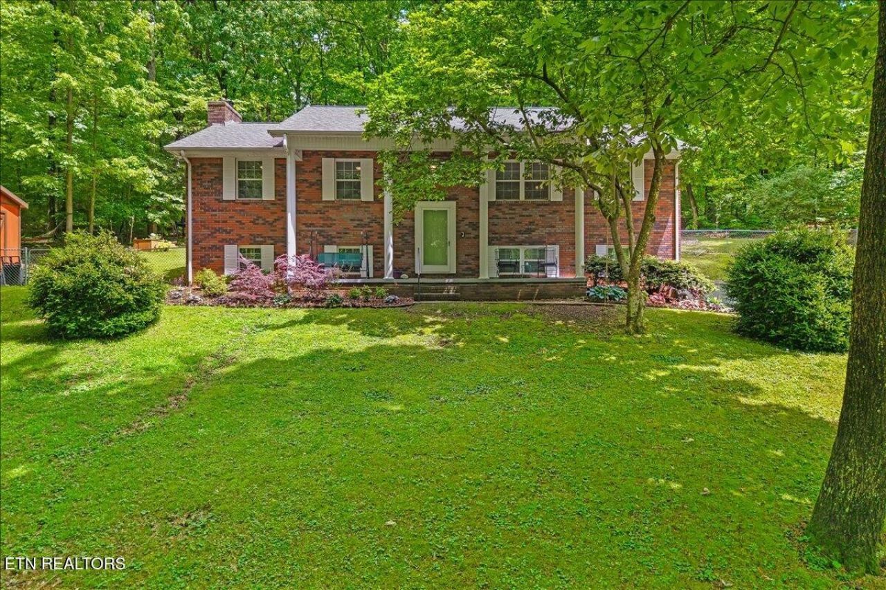 545 Edgewood Drive, Sweetwater, TN 37874 Main Photo