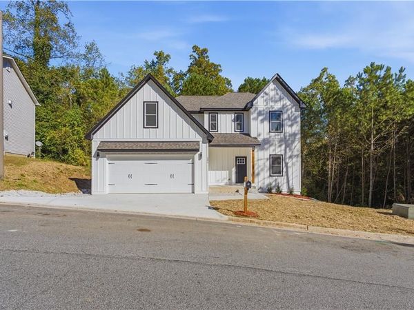 181 Wilhelmina Drive , Austell, GA 30168