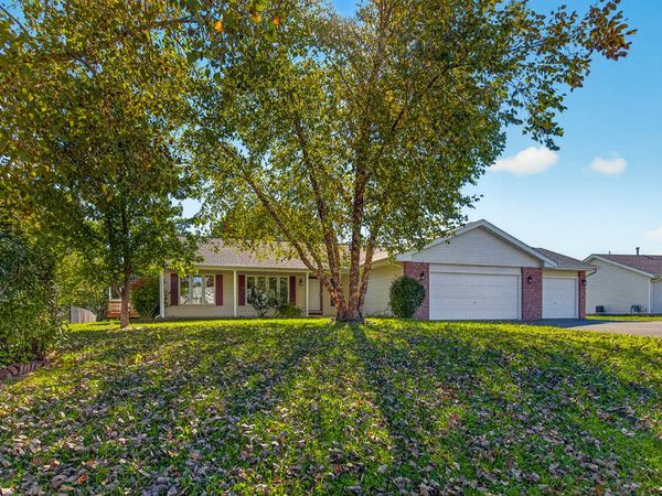 136 Harvest Glenn Drive , Davis Junction, IL 61020