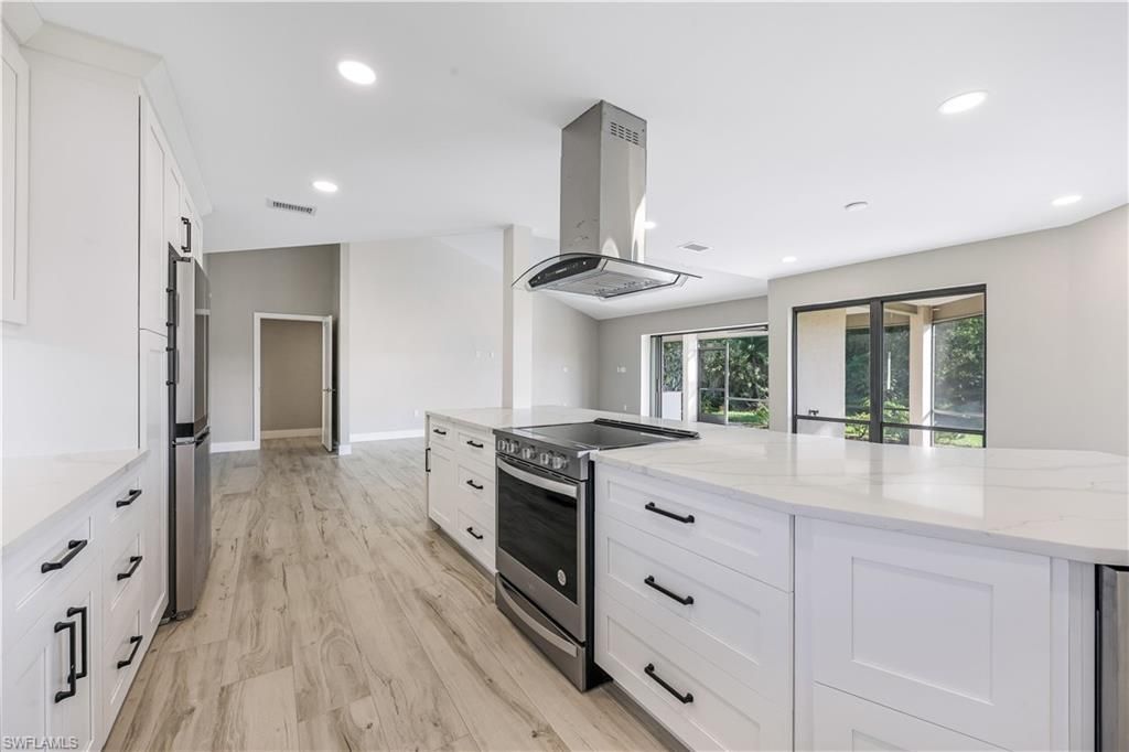 16580 Timberlakes Dr, Unit 1, Fort Myers, FL 33908 Photo