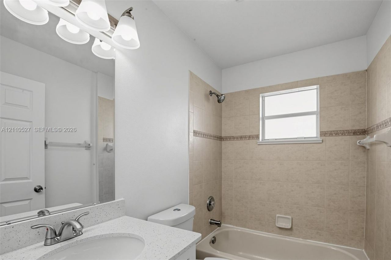 5509 NW Commodore Ter , Port Saint Lucie, FL 34983 Photo