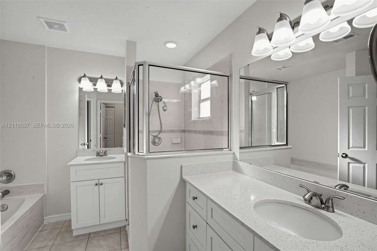 5509 NW Commodore Ter , Port Saint Lucie, FL 34983 Photo