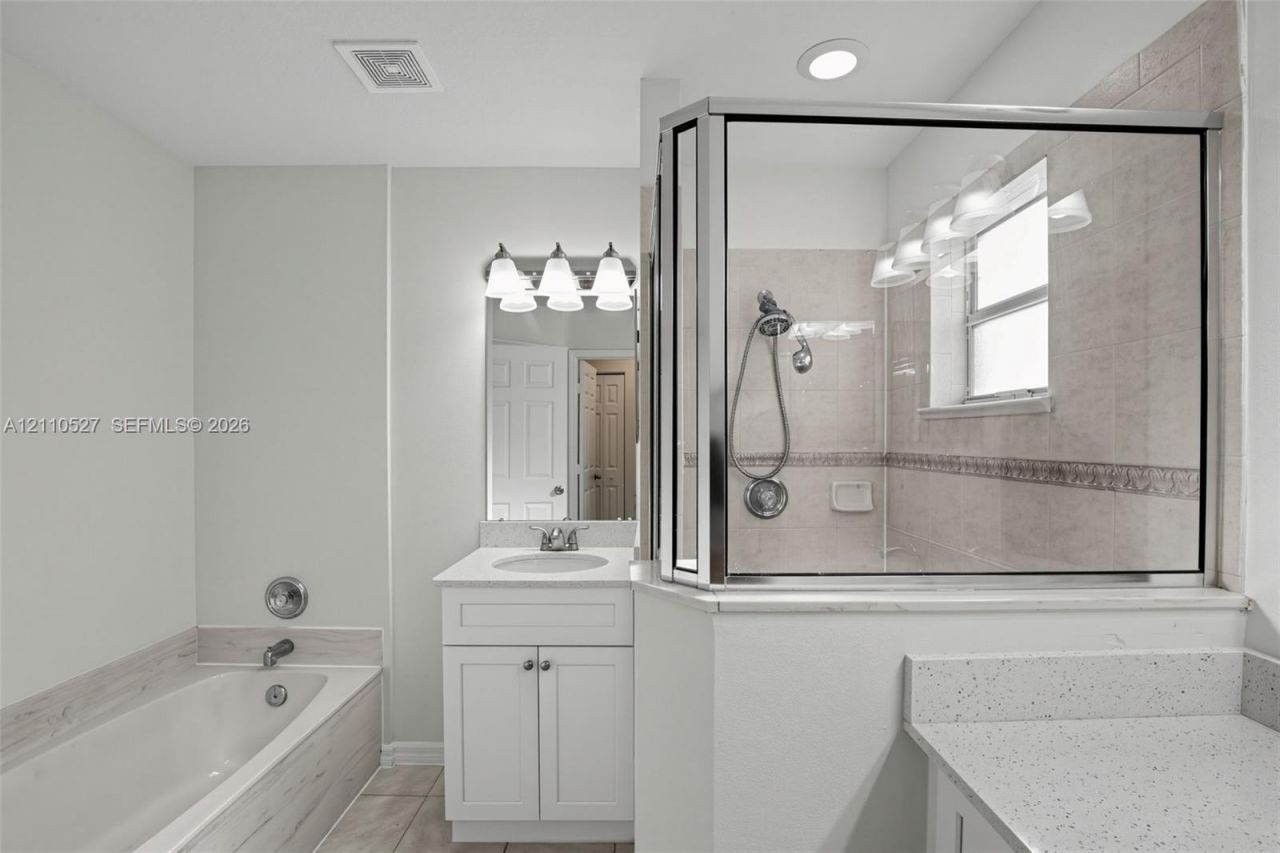5509 NW Commodore Ter , Port Saint Lucie, FL 34983 Photo