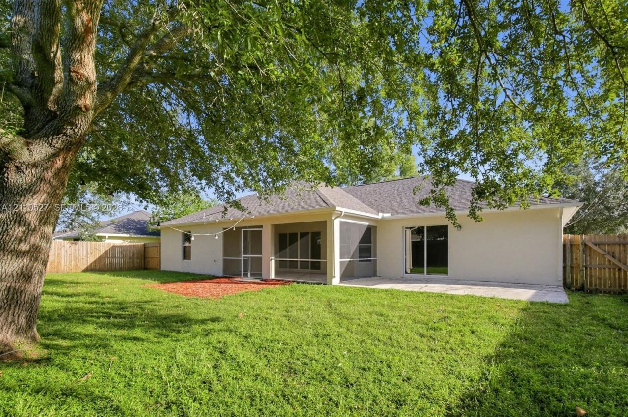 5509 NW Commodore Ter , Port Saint Lucie, FL 34983 Photo