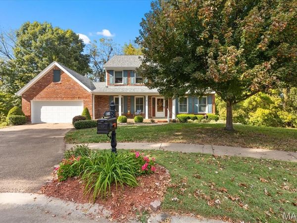 2 Hue Court, St Charles, MO 63303