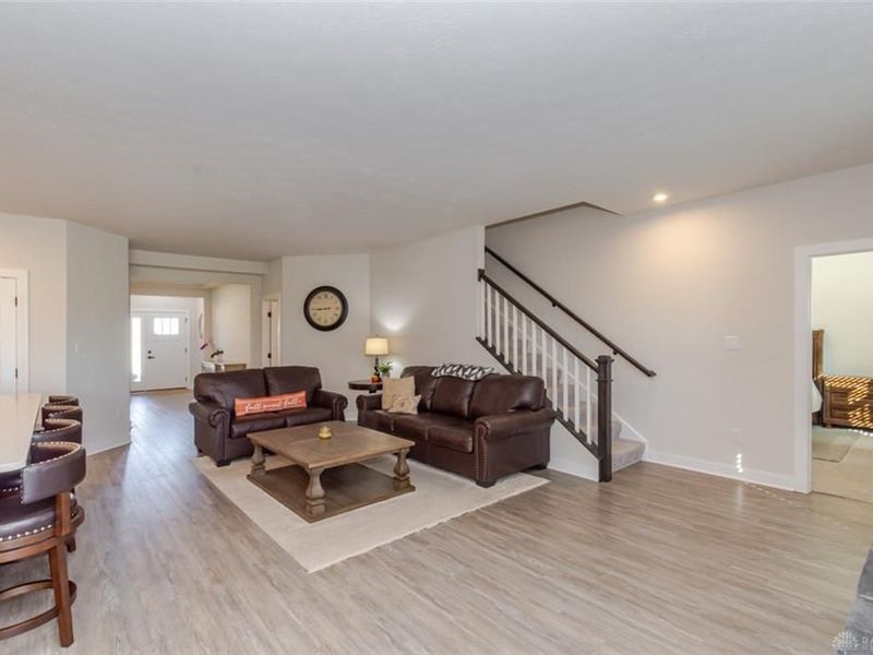 863 Cedar Grove Drive, Tipp City, OH 45371 Photo 14