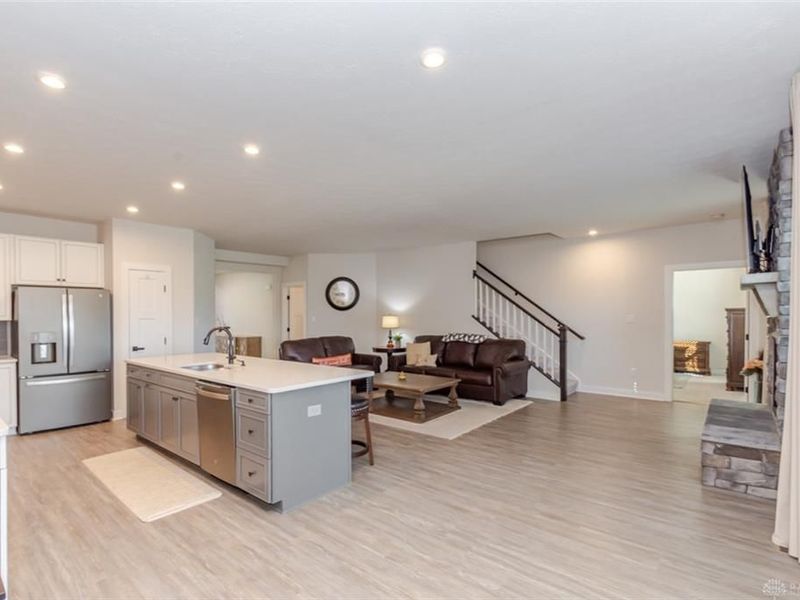 863 Cedar Grove Drive, Tipp City, OH 45371 Photo 16