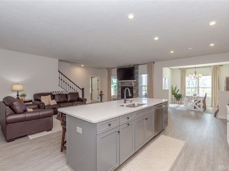 863 Cedar Grove Drive, Tipp City, OH 45371 Photo 17