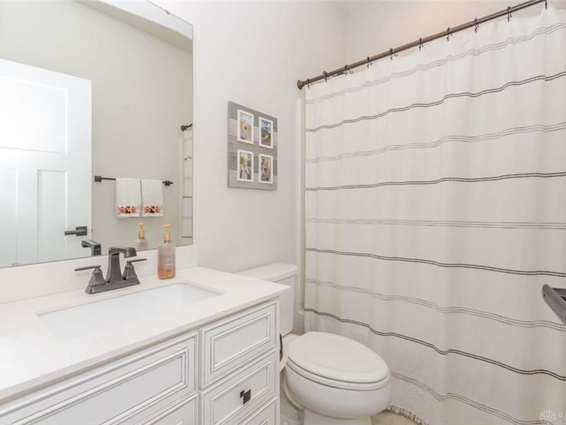 863 Cedar Grove Drive, Tipp City, OH 45371 Photo 8