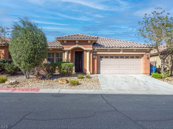 9122 Sendero Avenue , Las Vegas, NV 89178