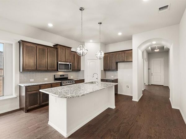 2812 Hay Lane, Midlothian, TX 76065