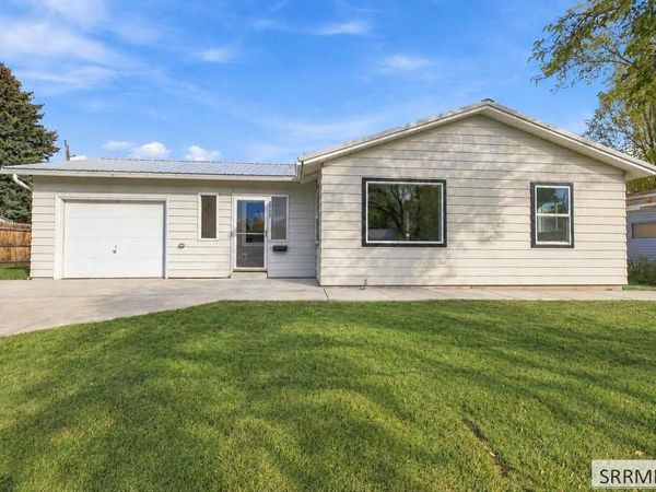 2193 Meadow Street, IDAHO FALLS, ID 83401