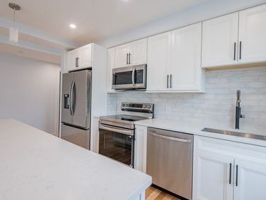 199 South Ave, Unit 4, Whitman, MA 02382