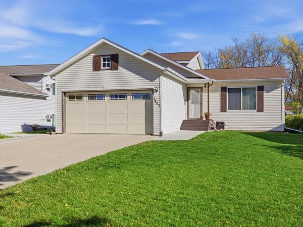 1407 7th Street W, West Fargo, ND 58078