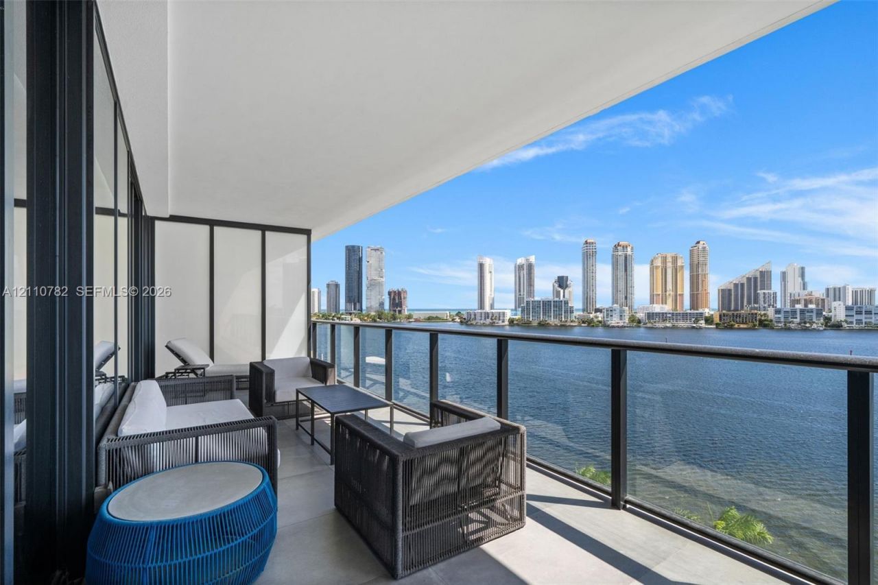 5000 Island Estates Dr , Unit 702, Aventura, FL 33160 Photo