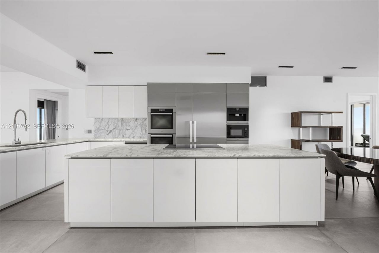 5000 Island Estates Dr , Unit 702, Aventura, FL 33160 Photo