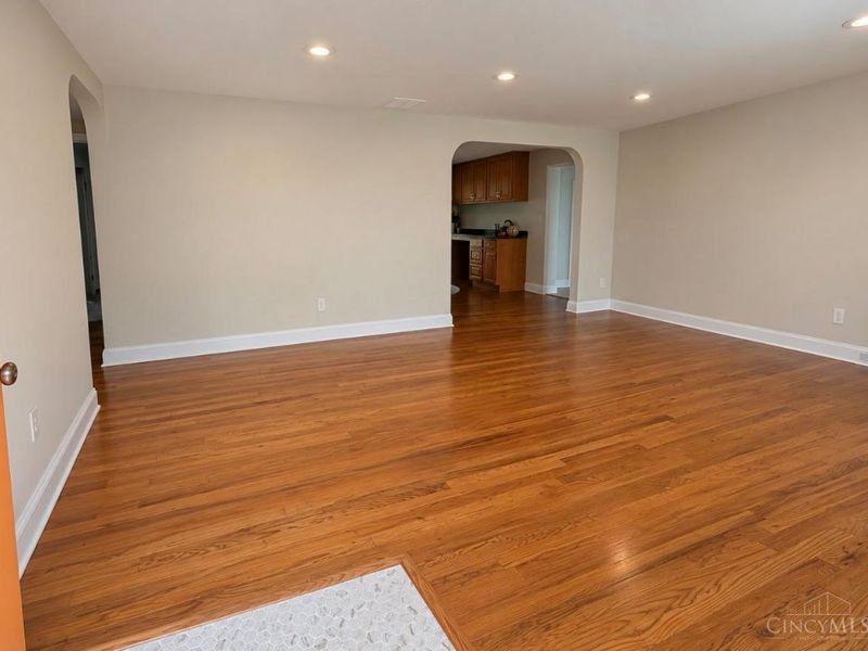 886 Linda Sue, Union Township, OH 45245 Photo 3