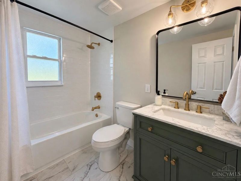 886 Linda Sue, Union Township, OH 45245 Photo 4