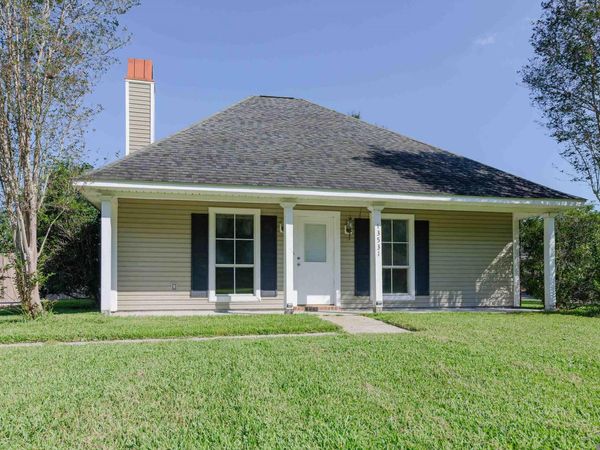 13531 South Trace, Walker, LA 70785