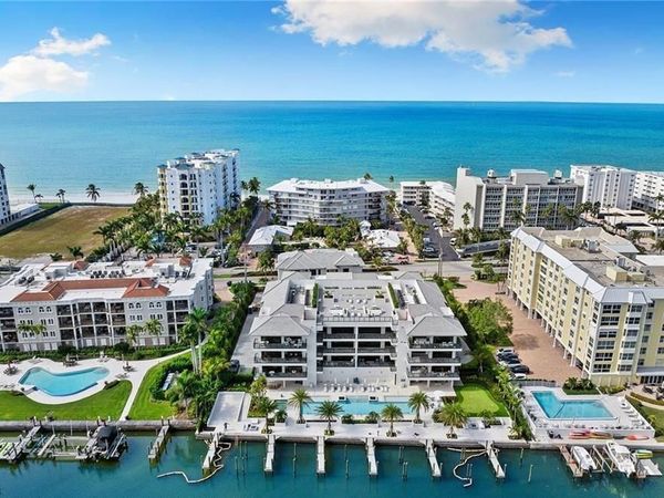 1820 Gulf Shore BLVD N, Unit 403, NAPLES, FL 34102