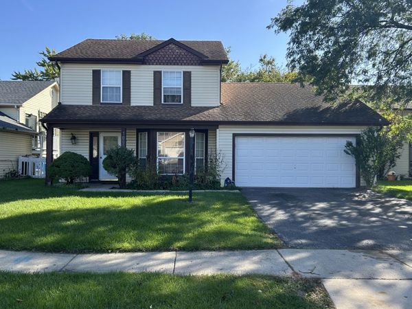 109 Azalea Circle , Streamwood, IL 60107