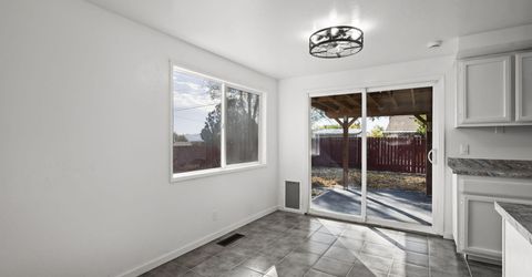 2260 W 7th Street, Reno, NV 89503 Photo