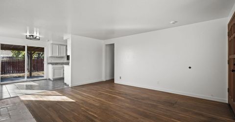 2260 W 7th Street, Reno, NV 89503 Photo