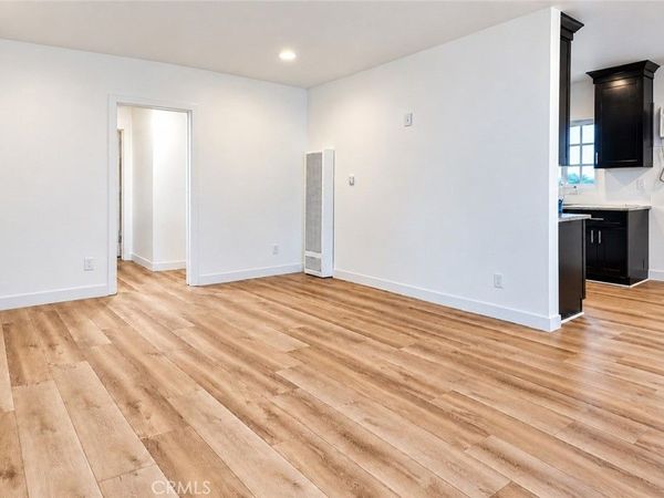 10715 Moorpark Street, Unit 1, Toluca Lake, CA 91602