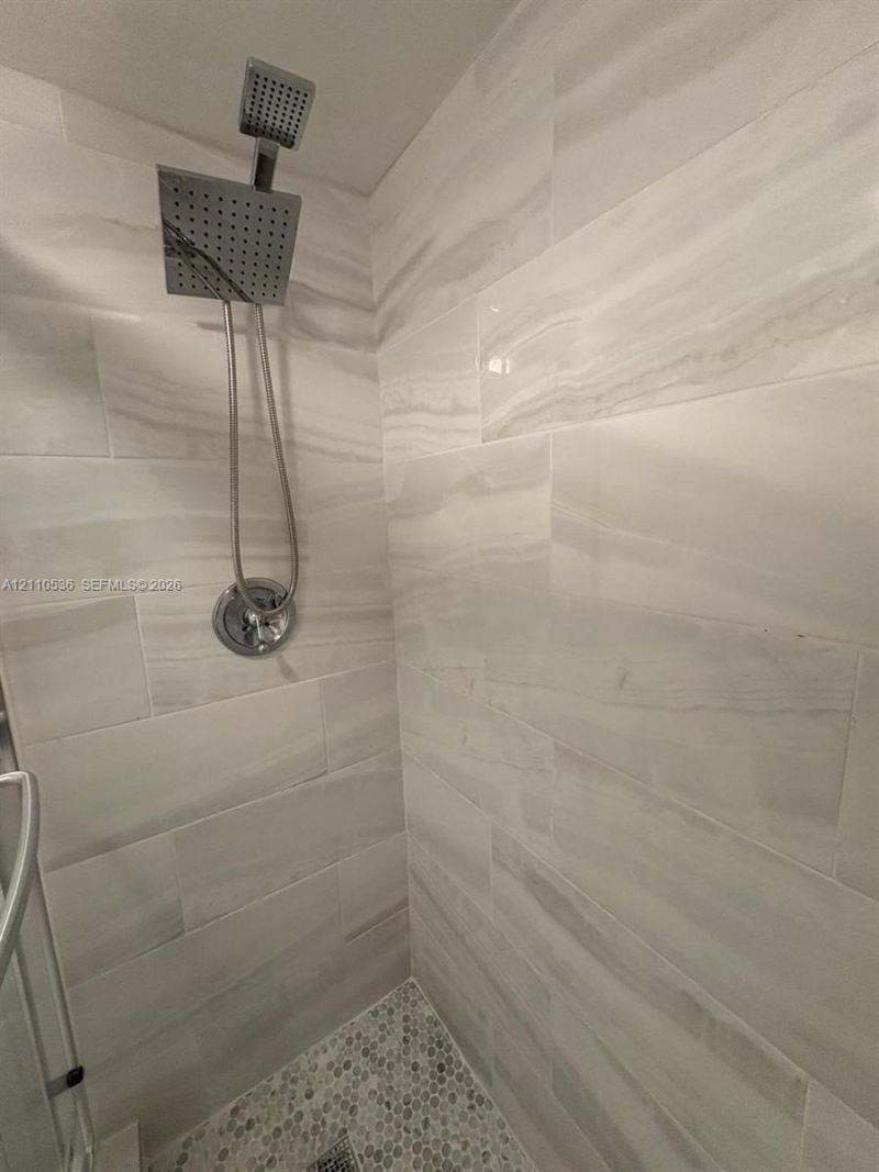 3350 NE 192nd St , Unit 4Q-B, Aventura, FL 33180 Photo