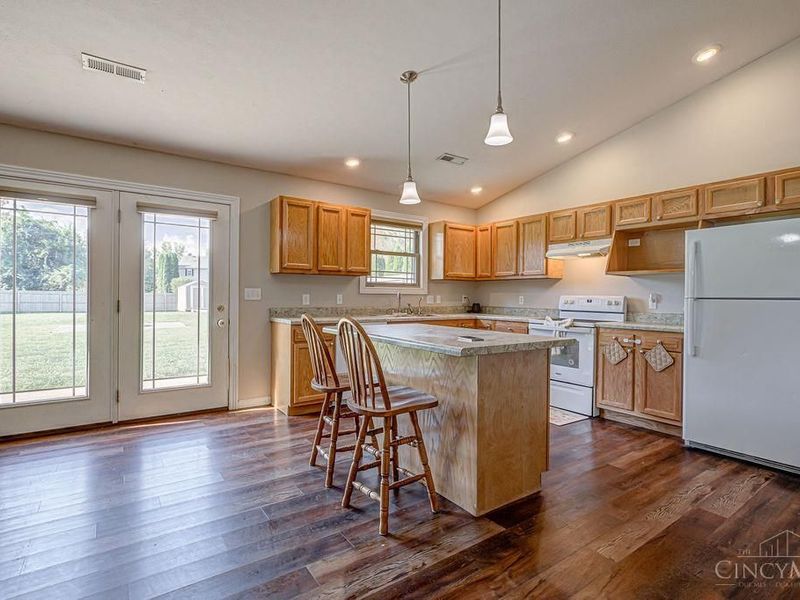 271 Lakengren Drive, Lakengren, OH 45320 Photo 6