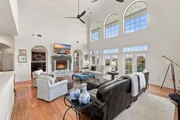 292 Portrush Loop  photo 4