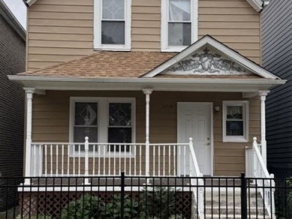 3719 W Wabansia Avenue, Chicago, IL 60647