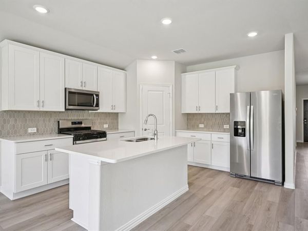 2201 Cottongrass Drive , Sherman, TX 75092