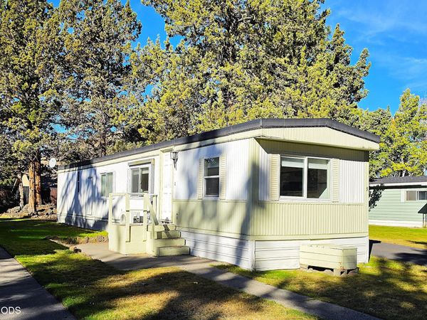 2200 NE Highway 20, UNIT 9, Bend, OR 97701