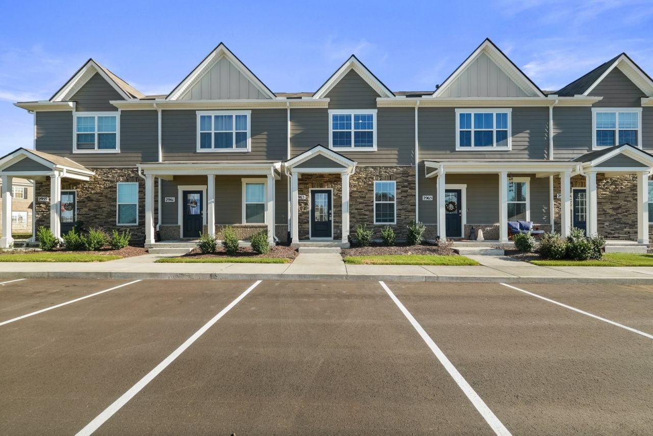 2963 Mallard Dr  Lebanon, TN 37090