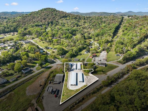 28 Cookeville Hwy , Carthage, TN 37030