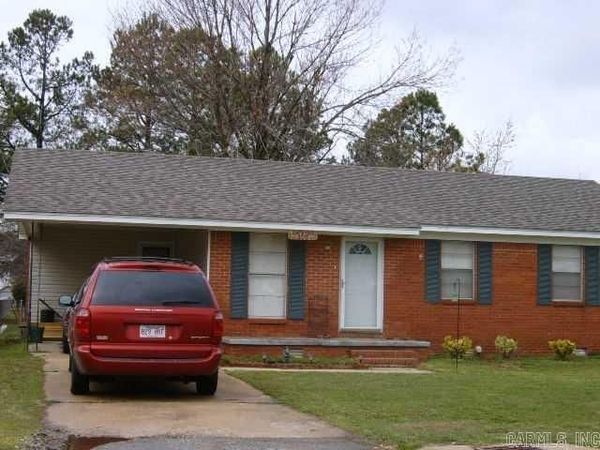306 HOWARD , Paragould, AR 72450