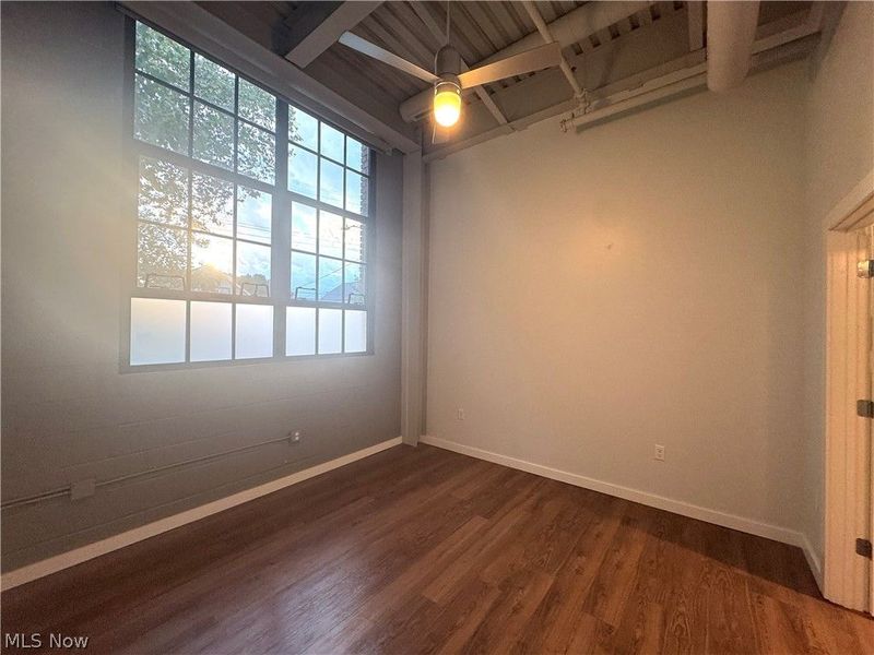 1587 E 31st Street , Unit 121, Cleveland, OH 44114 Photo 3
