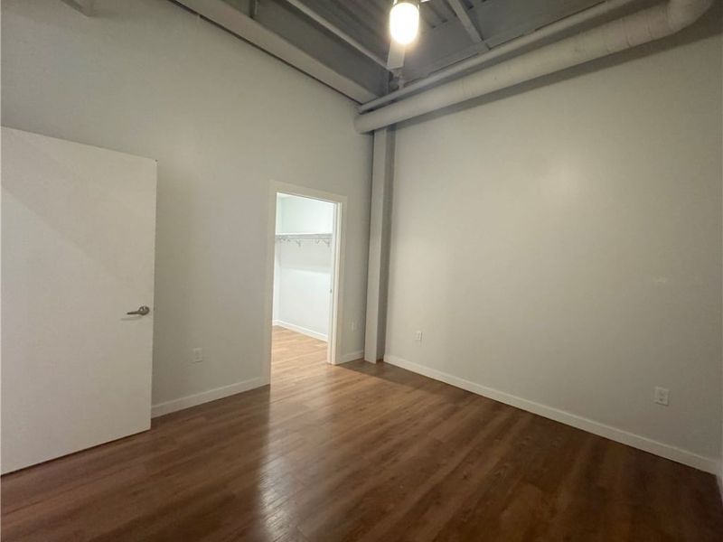 1587 E 31st Street , Unit 121, Cleveland, OH 44114 Photo 5