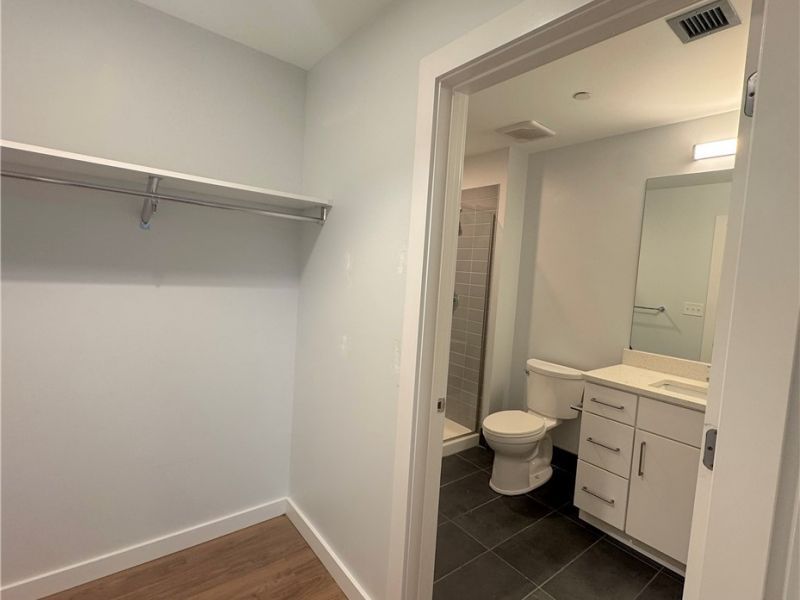 1587 E 31st Street , Unit 121, Cleveland, OH 44114 Photo 6